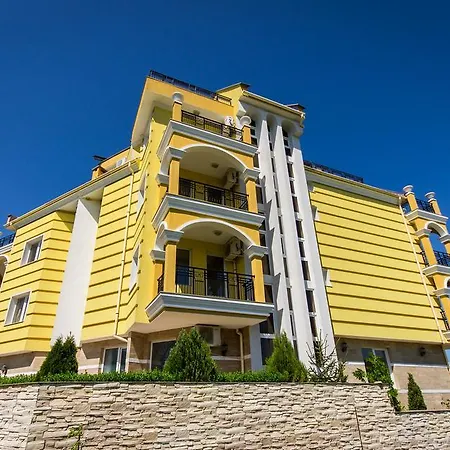 Hotel Luxor Lozenec