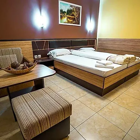 Luxor Hotel